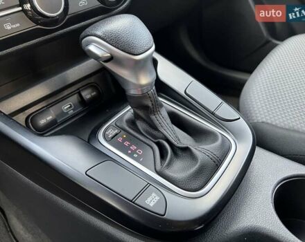Красный Киа Soul, объемом двигателя 2 л и пробегом 110 тыс. км за 15000 $, фото 18 на Automoto.ua