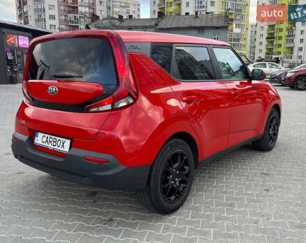Красный Киа Soul, объемом двигателя 2 л и пробегом 110 тыс. км за 15000 $, фото 4 на Automoto.ua