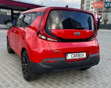 Красный Киа Soul, объемом двигателя 2 л и пробегом 110 тыс. км за 15000 $, фото 8 на Automoto.ua