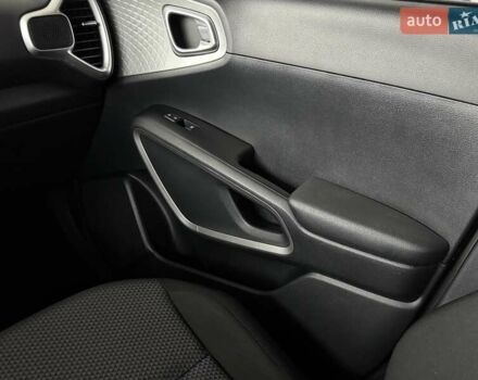 Красный Киа Soul, объемом двигателя 2 л и пробегом 115 тыс. км за 15000 $, фото 17 на Automoto.ua