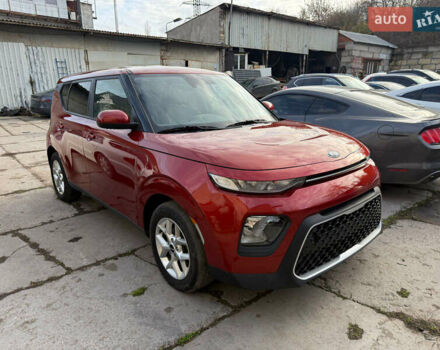 Красный Киа Soul, объемом двигателя 2 л и пробегом 77 тыс. км за 15500 $, фото 2 на Automoto.ua