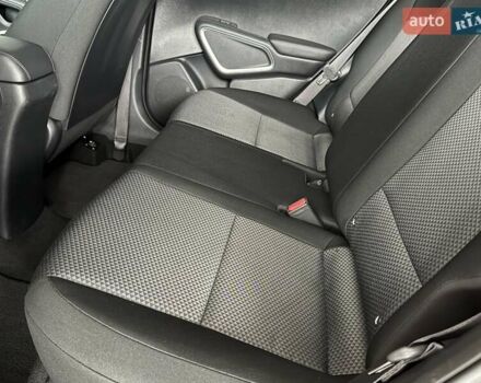 Красный Киа Soul, объемом двигателя 2 л и пробегом 115 тыс. км за 15000 $, фото 22 на Automoto.ua