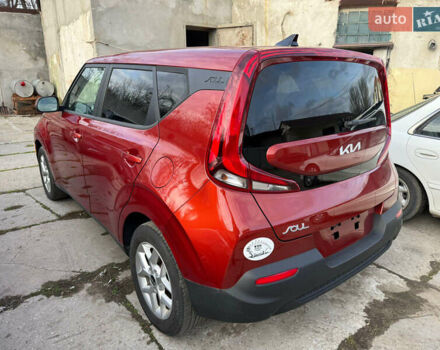 Красный Киа Soul, объемом двигателя 2 л и пробегом 77 тыс. км за 15500 $, фото 5 на Automoto.ua