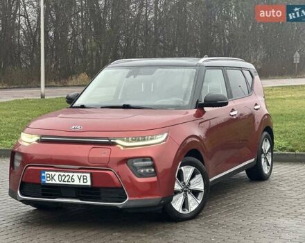 Красный Киа Soul, объемом двигателя 0 л и пробегом 180 тыс. км за 16800 $, фото 1 на Automoto.ua
