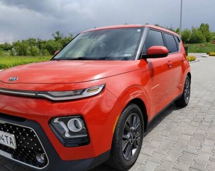 Красный Киа Soul, объемом двигателя 2 л и пробегом 79 тыс. км за 15750 $, фото 1 на Automoto.ua