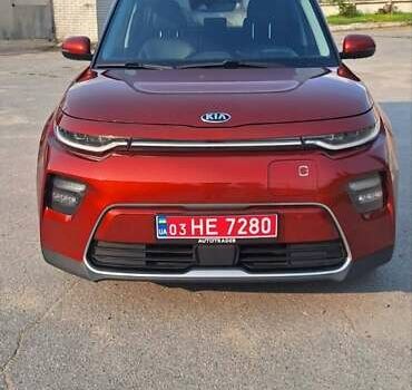 Красный Киа Soul, объемом двигателя 0 л и пробегом 127 тыс. км за 17200 $, фото 1 на Automoto.ua