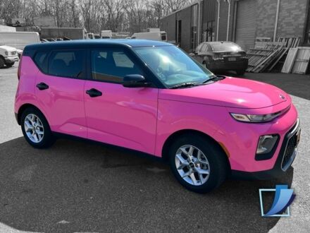 Киа Soul 2021 в Кривом Роге на Automoto.ua Красный Киа Soul, объемом двигателя 2 л и пробегом 35 тыс. км за 13000 $, фото 1 на Automoto.ua