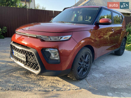 Красный Киа Soul, объемом двигателя 2 л и пробегом 103 тыс. км за 15300 $, фото 1 на Automoto.ua