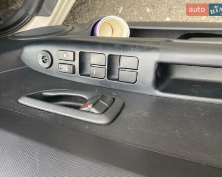 Киа Soul, объемом двигателя 1.59 л и пробегом 236 тыс. км за 5500 $, фото 10 на Automoto.ua