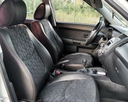Киа Soul, объемом двигателя 1.59 л и пробегом 175 тыс. км за 8000 $, фото 8 на Automoto.ua