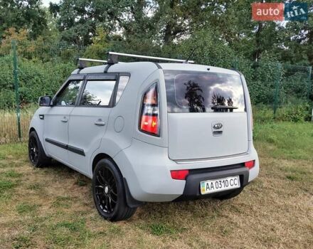 Киа Soul, объемом двигателя 1.59 л и пробегом 175 тыс. км за 8000 $, фото 5 на Automoto.ua