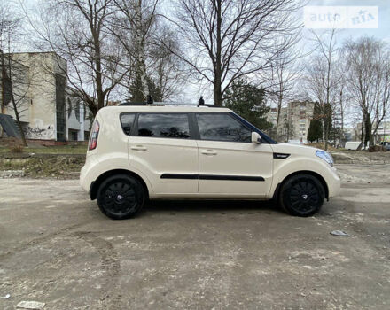 Киа Soul, объемом двигателя 1.58 л и пробегом 141 тыс. км за 9300 $, фото 15 на Automoto.ua