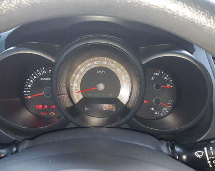 Киа Soul, объемом двигателя 1.6 л и пробегом 161 тыс. км за 7000 $, фото 2 на Automoto.ua