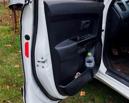 Киа Soul, объемом двигателя 1.6 л и пробегом 166 тыс. км за 7200 $, фото 6 на Automoto.ua