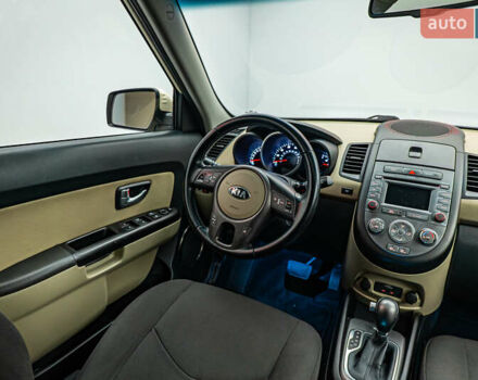 Киа Soul, объемом двигателя 2 л и пробегом 101 тыс. км за 9934 $, фото 10 на Automoto.ua