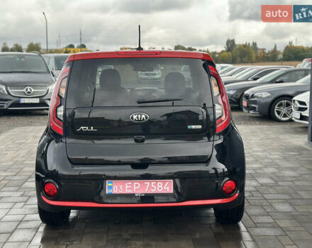 Киа Soul, объемом двигателя 0 л и пробегом 115 тыс. км за 6650 $, фото 4 на Automoto.ua