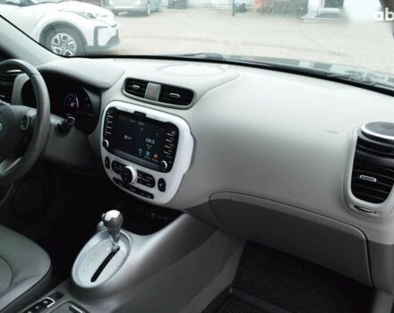 Киа Soul, объемом двигателя 0 л и пробегом 89 тыс. км за 9700 $, фото 16 на Automoto.ua