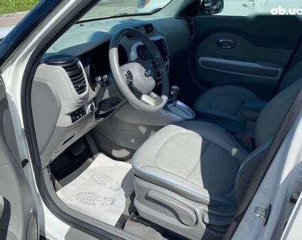 Киа Soul, объемом двигателя 0 л и пробегом 132 тыс. км за 7999 $, фото 8 на Automoto.ua
