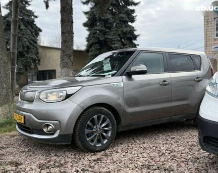 Киа Soul, объемом двигателя 0 л и пробегом 141 тыс. км за 10444 $, фото 1 на Automoto.ua