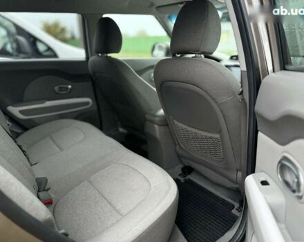 Киа Soul, объемом двигателя 0 л и пробегом 141 тыс. км за 10444 $, фото 11 на Automoto.ua