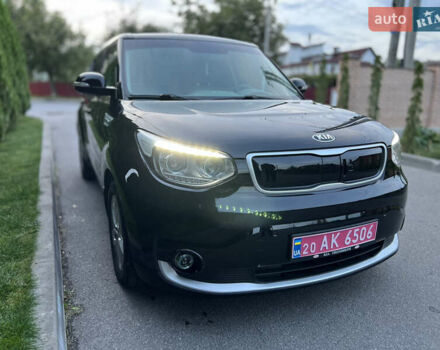Киа Soul 2017 в Виннице на Automoto.ua Киа Soul, объемом двигателя 0 л и пробегом 138 тыс. км за 9999 $, фото 2 на Automoto.ua