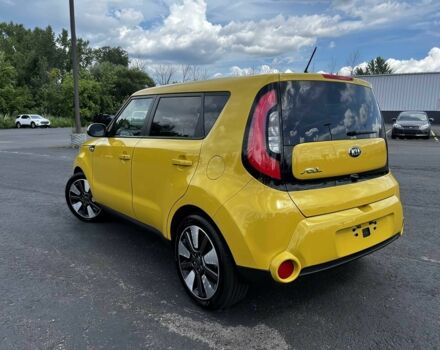 Желтый Киа Soul, объемом двигателя 2 л и пробегом 70 тыс. км за 7800 $, фото 6 на Automoto.ua