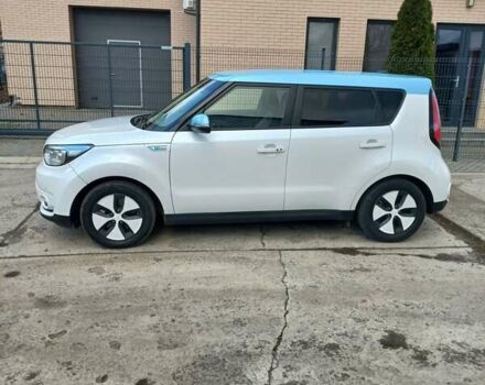 Желтый Киа Soul, объемом двигателя 0 л и пробегом 91 тыс. км за 7559 $, фото 4 на Automoto.ua