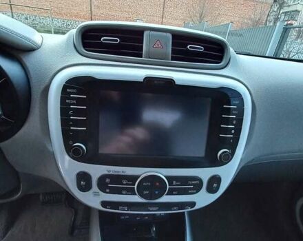 Желтый Киа Soul, объемом двигателя 0 л и пробегом 91 тыс. км за 7559 $, фото 48 на Automoto.ua