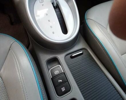 Желтый Киа Soul, объемом двигателя 0 л и пробегом 91 тыс. км за 7559 $, фото 46 на Automoto.ua