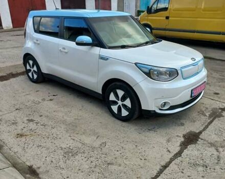 Желтый Киа Soul, объемом двигателя 0 л и пробегом 91 тыс. км за 7559 $, фото 7 на Automoto.ua