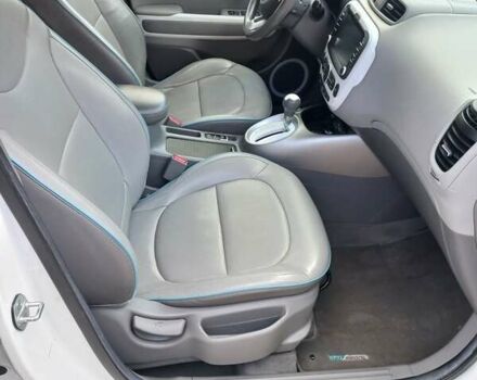 Желтый Киа Soul, объемом двигателя 0 л и пробегом 91 тыс. км за 7559 $, фото 32 на Automoto.ua