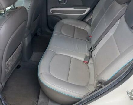 Желтый Киа Soul, объемом двигателя 0 л и пробегом 91 тыс. км за 7559 $, фото 27 на Automoto.ua