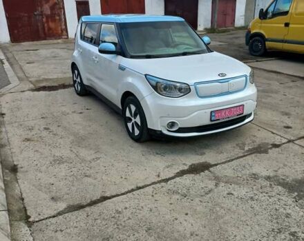 Желтый Киа Soul, объемом двигателя 0 л и пробегом 91 тыс. км за 7559 $, фото 1 на Automoto.ua