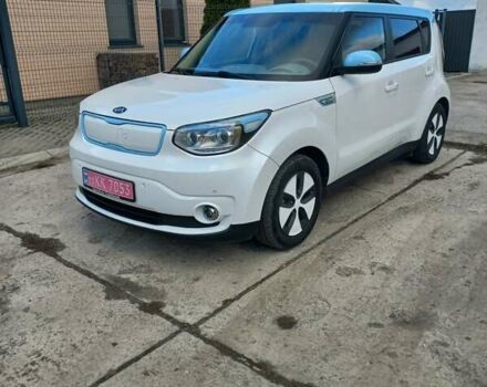 Желтый Киа Soul, объемом двигателя 0 л и пробегом 91 тыс. км за 7559 $, фото 1 на Automoto.ua