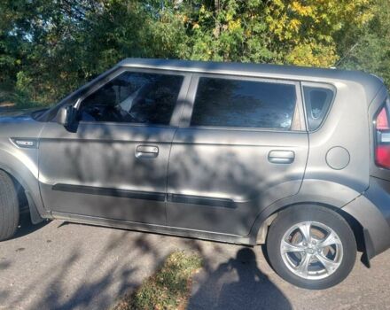 Серый Киа Soul, объемом двигателя 1.6 л и пробегом 146 тыс. км за 6500 $, фото 5 на Automoto.ua