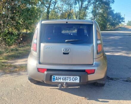 Серый Киа Soul, объемом двигателя 1.6 л и пробегом 146 тыс. км за 6500 $, фото 7 на Automoto.ua