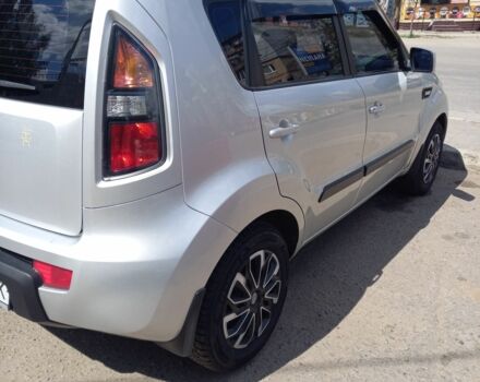 Сірий Кіа Soul, об'ємом двигуна 1.6 л та пробігом 175 тис. км за 7999 $, фото 4 на Automoto.ua