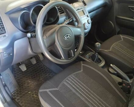 Сірий Кіа Soul, об'ємом двигуна 1.6 л та пробігом 130 тис. км за 7690 $, фото 3 на Automoto.ua
