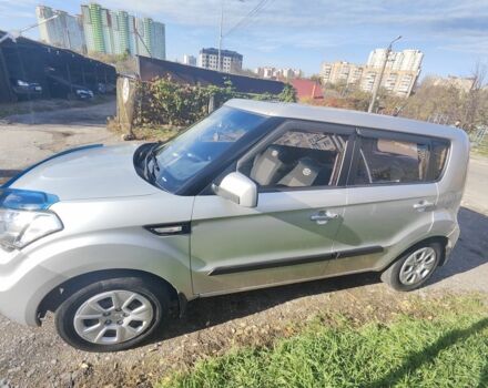 Сірий Кіа Soul, об'ємом двигуна 1.6 л та пробігом 209 тис. км за 7800 $, фото 10 на Automoto.ua