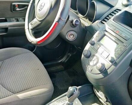 Сірий Кіа Soul, об'ємом двигуна 1.6 л та пробігом 184 тис. км за 8500 $, фото 16 на Automoto.ua