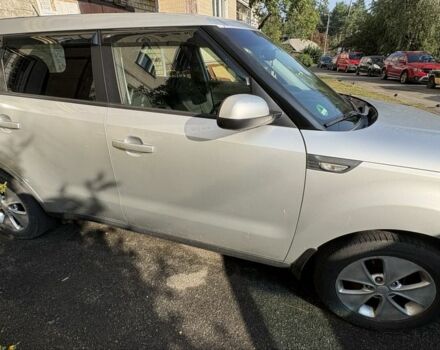 Серый Киа Soul, объемом двигателя 1.6 л и пробегом 228 тыс. км за 8800 $, фото 3 на Automoto.ua