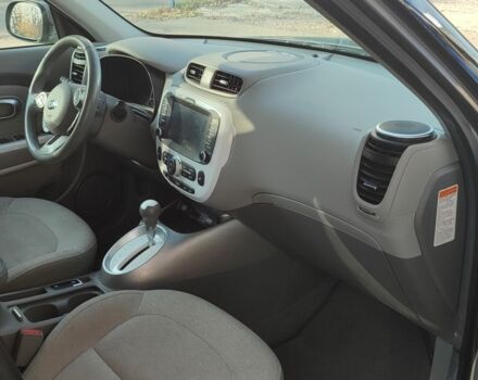 Серый Киа Soul, объемом двигателя 0 л и пробегом 78 тыс. км за 7100 $, фото 15 на Automoto.ua