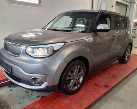 Серый Киа Soul, объемом двигателя 0 л и пробегом 89 тыс. км за 7500 $, фото 1 на Automoto.ua