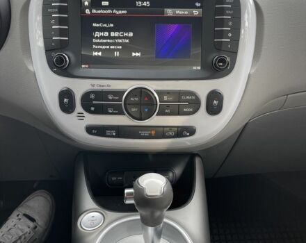 Сірий Кіа Soul, об'ємом двигуна 0 л та пробігом 134 тис. км за 11500 $, фото 3 на Automoto.ua