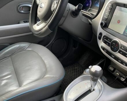 Серый Киа Soul, объемом двигателя 0.1 л и пробегом 135 тыс. км за 6999 $, фото 2 на Automoto.ua