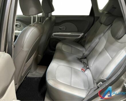 Серый Киа Soul, объемом двигателя 0 л и пробегом 64 тыс. км за 7500 $, фото 9 на Automoto.ua