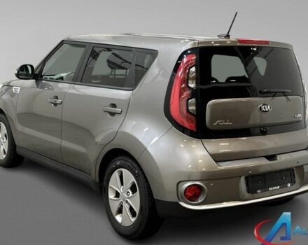 Серый Киа Soul, объемом двигателя 0 л и пробегом 64 тыс. км за 7500 $, фото 3 на Automoto.ua