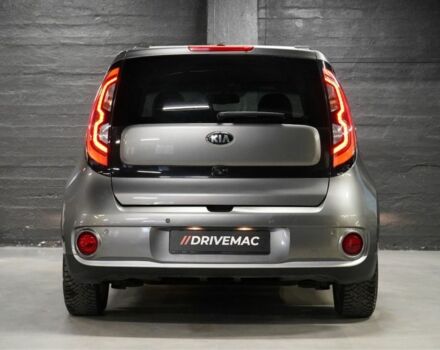 Серый Киа Soul, объемом двигателя 0 л и пробегом 85 тыс. км за 7200 $, фото 2 на Automoto.ua