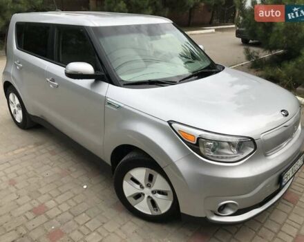 Серый Киа Soul, объемом двигателя 0 л и пробегом 71 тыс. км за 12500 $, фото 2 на Automoto.ua