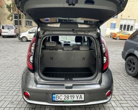 Сірий Кіа Soul, об'ємом двигуна 0 л та пробігом 134 тис. км за 11500 $, фото 5 на Automoto.ua